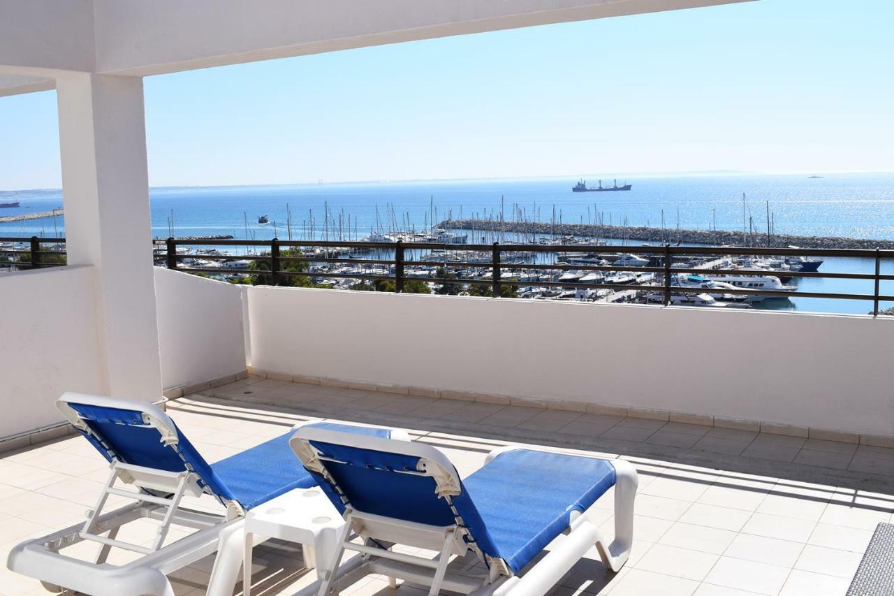 Sun Hall Beach Hotel Apartments Larnaca Extérieur photo